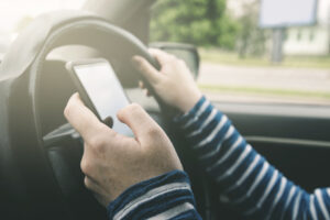 How Green Personal Injury Lawyers Can Help After a Distracted Driving Accident in Boynton Beach, FL